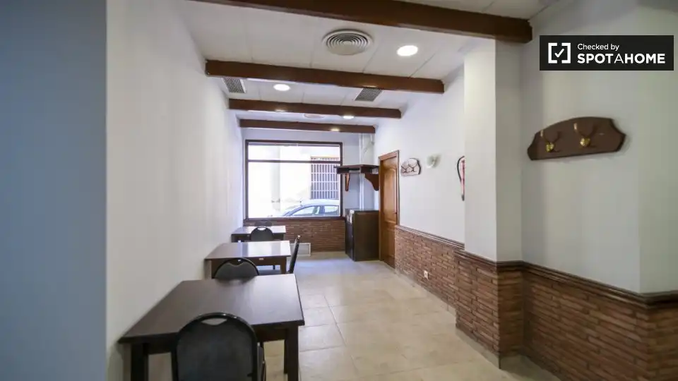 Habitació de lloguer, Sagunt