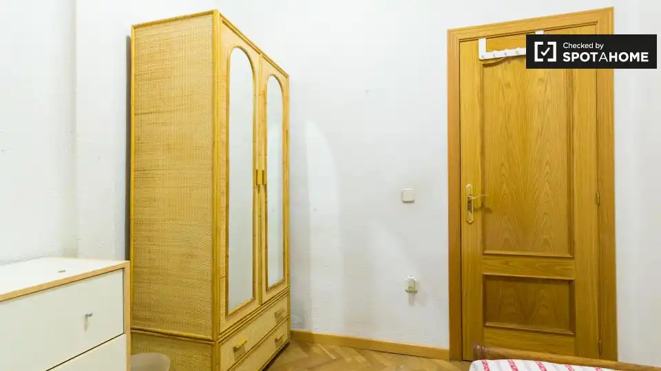 Zimmer zur Miete, Madrid