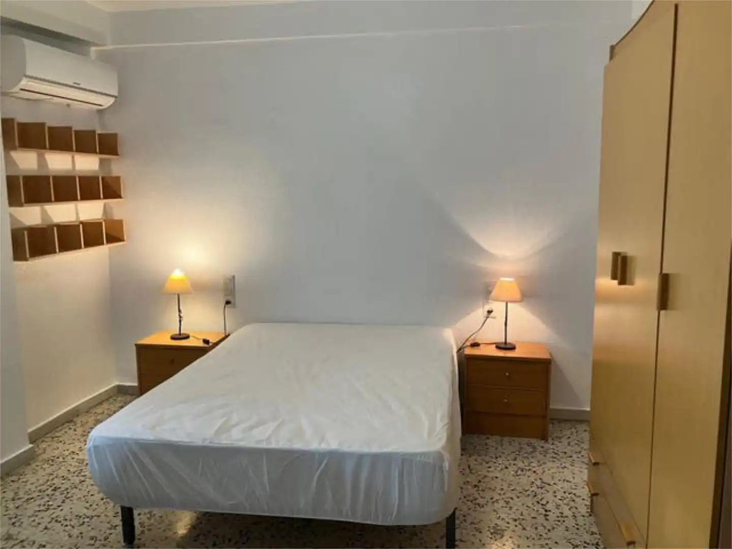 Piso de 90 m² en Almería