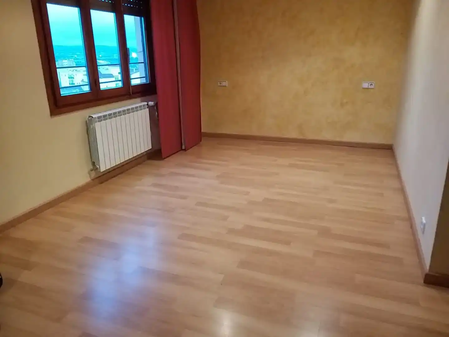 Piso de 130 m² en Almansa