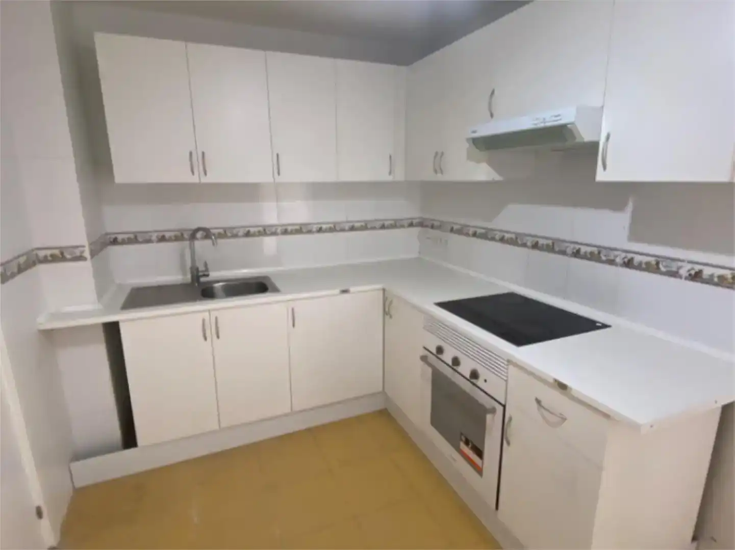 Piso de 87 m² en Lominchar