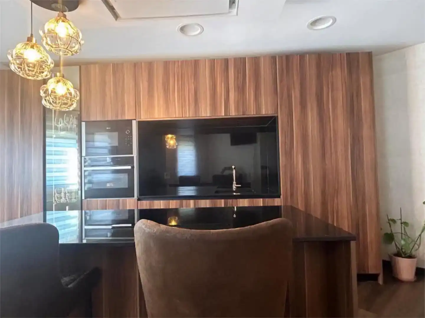 Habitación 280 m², Lardero
