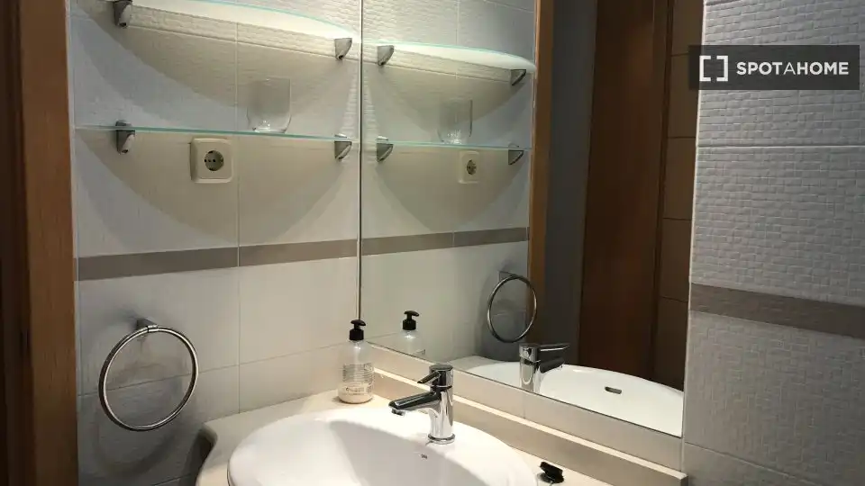 Habitació de lloguer, Madrid