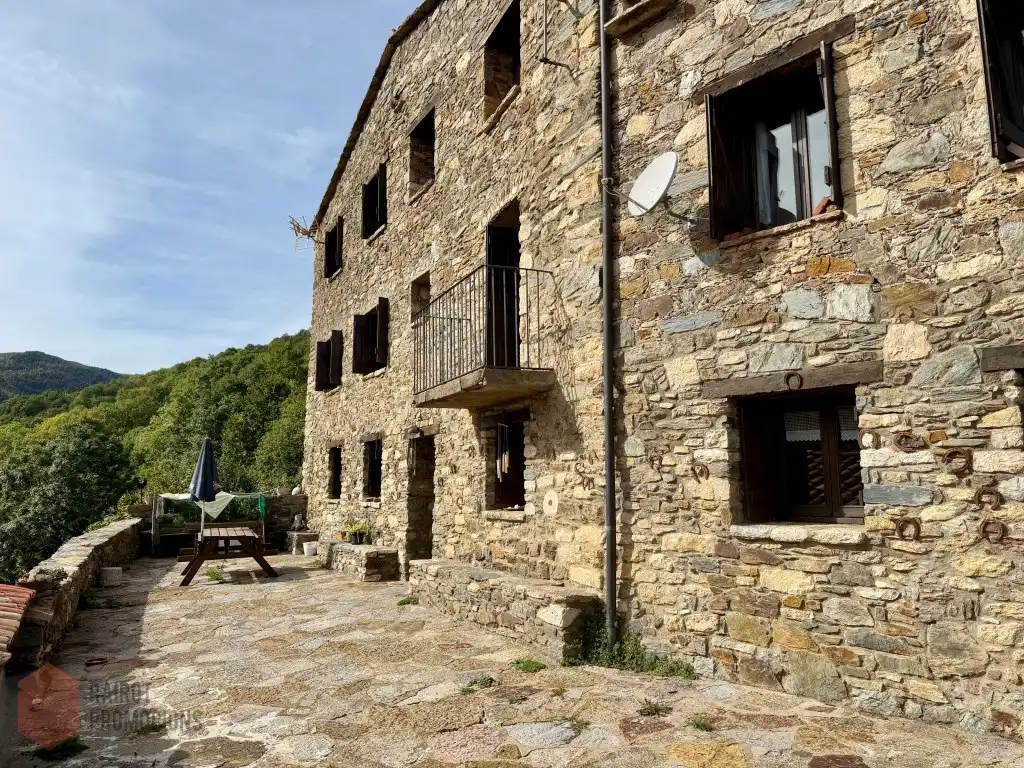 Haus 159 m² in Vilallonga de Ter