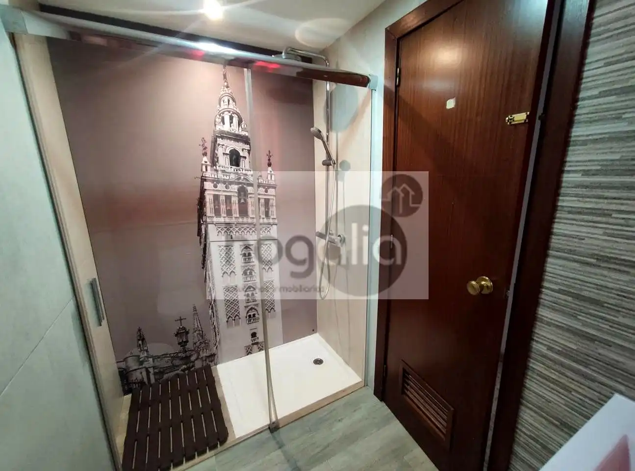 Piso de 100 m² en Sevilla