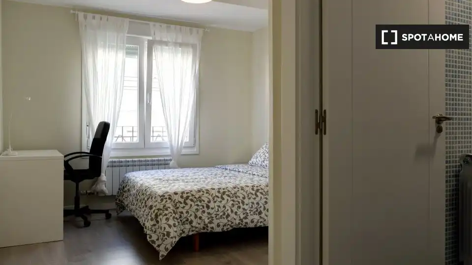 Habitación 115 m², Zaragoza