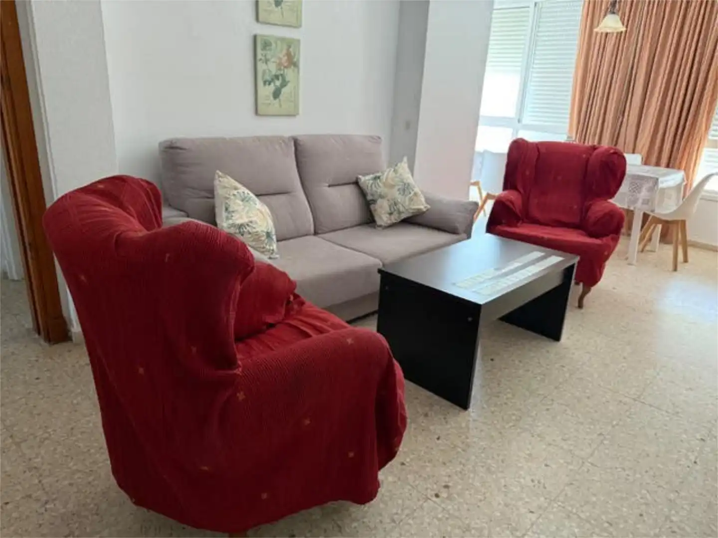 Piso de 90 m² en Rota