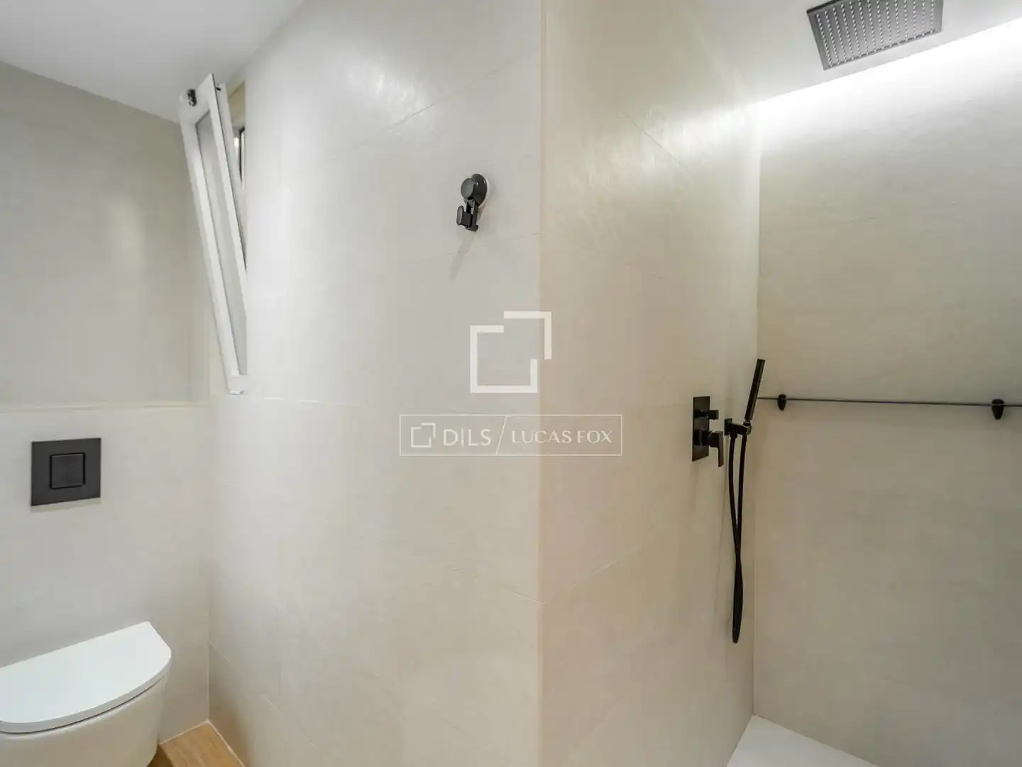 Wohnung 101 m² in Valencia