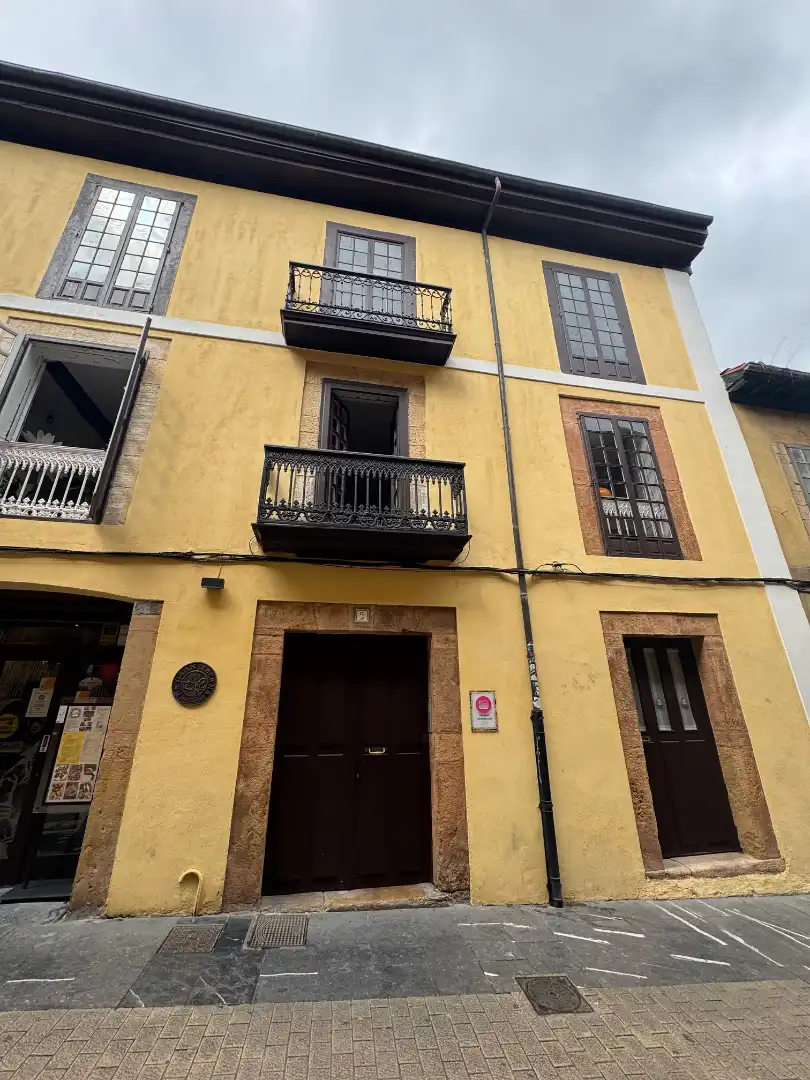 Piso de 98 m² en Oviedo
