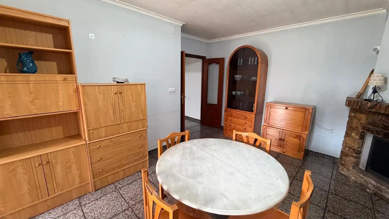 Pis de 100 m² a Almansa