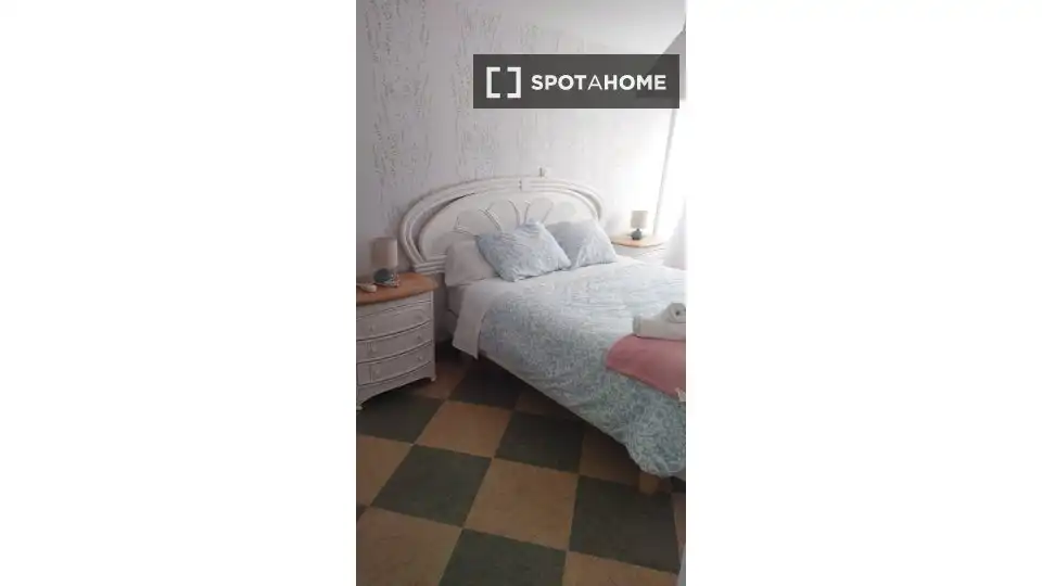 Zimmer zur Miete, Martos