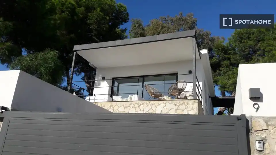 Habitación 117 m², el Campello