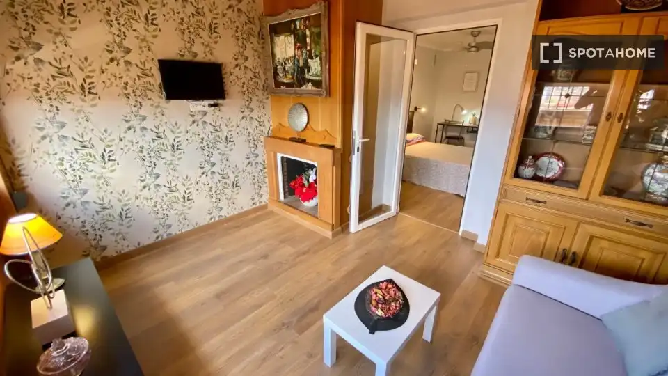 Habitación 288 m², Elda