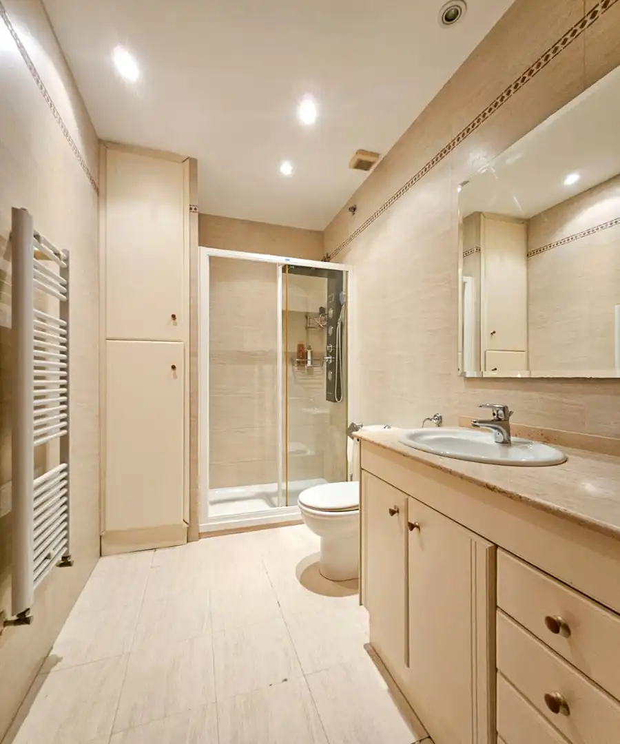 Casa de 273 m² en Badalona