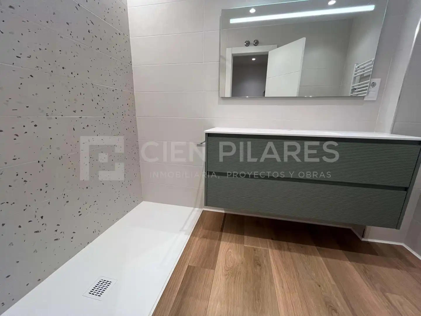 Habitación 195 m², Logroño