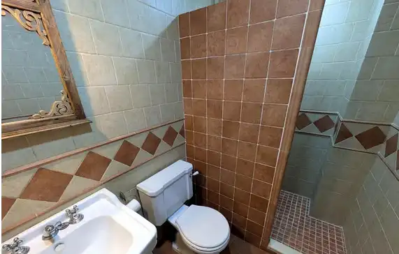 Habitación 504 m², Linares