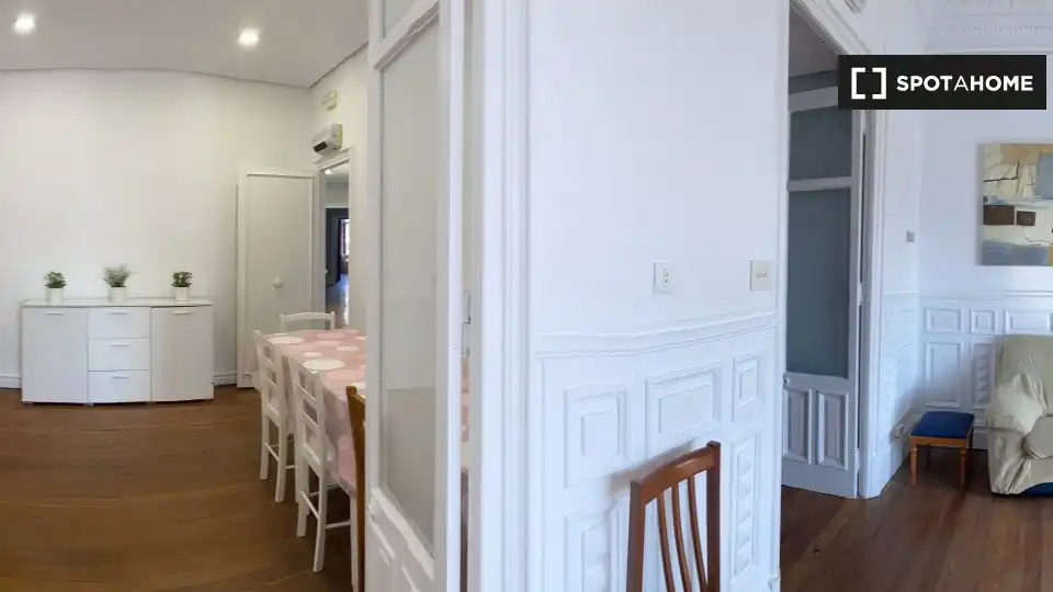Habitación 207 m², Bilbao