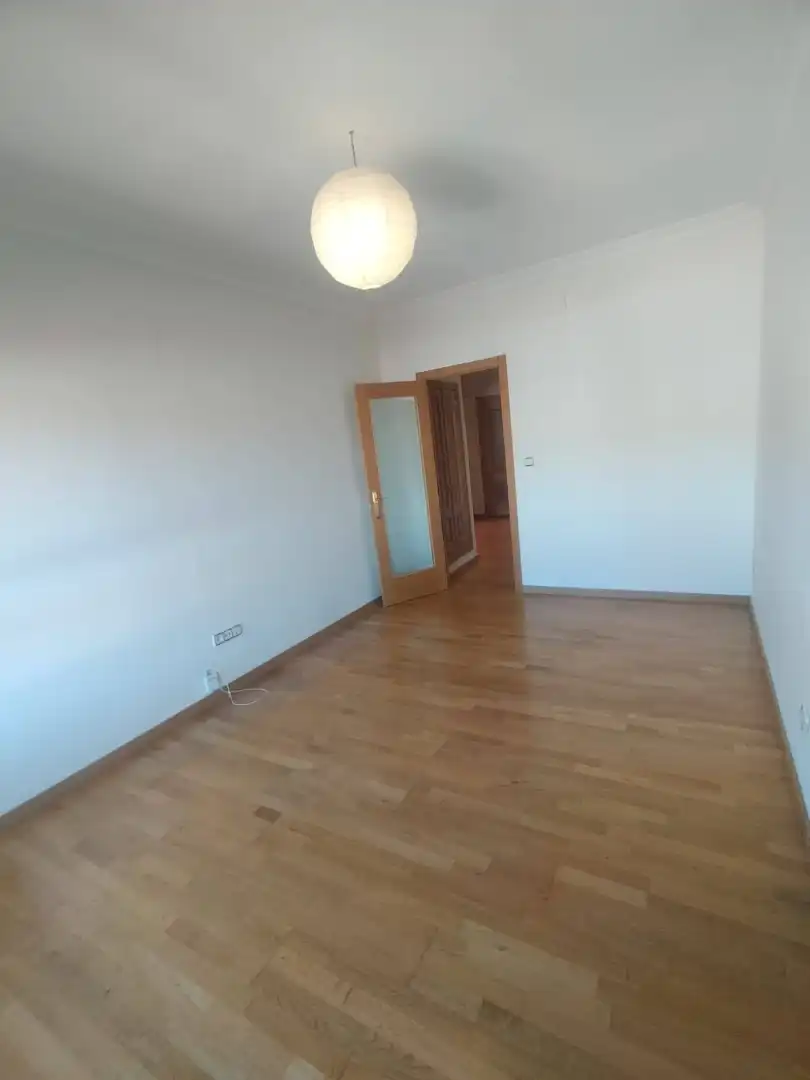 Piso de 81 m² en Ourense