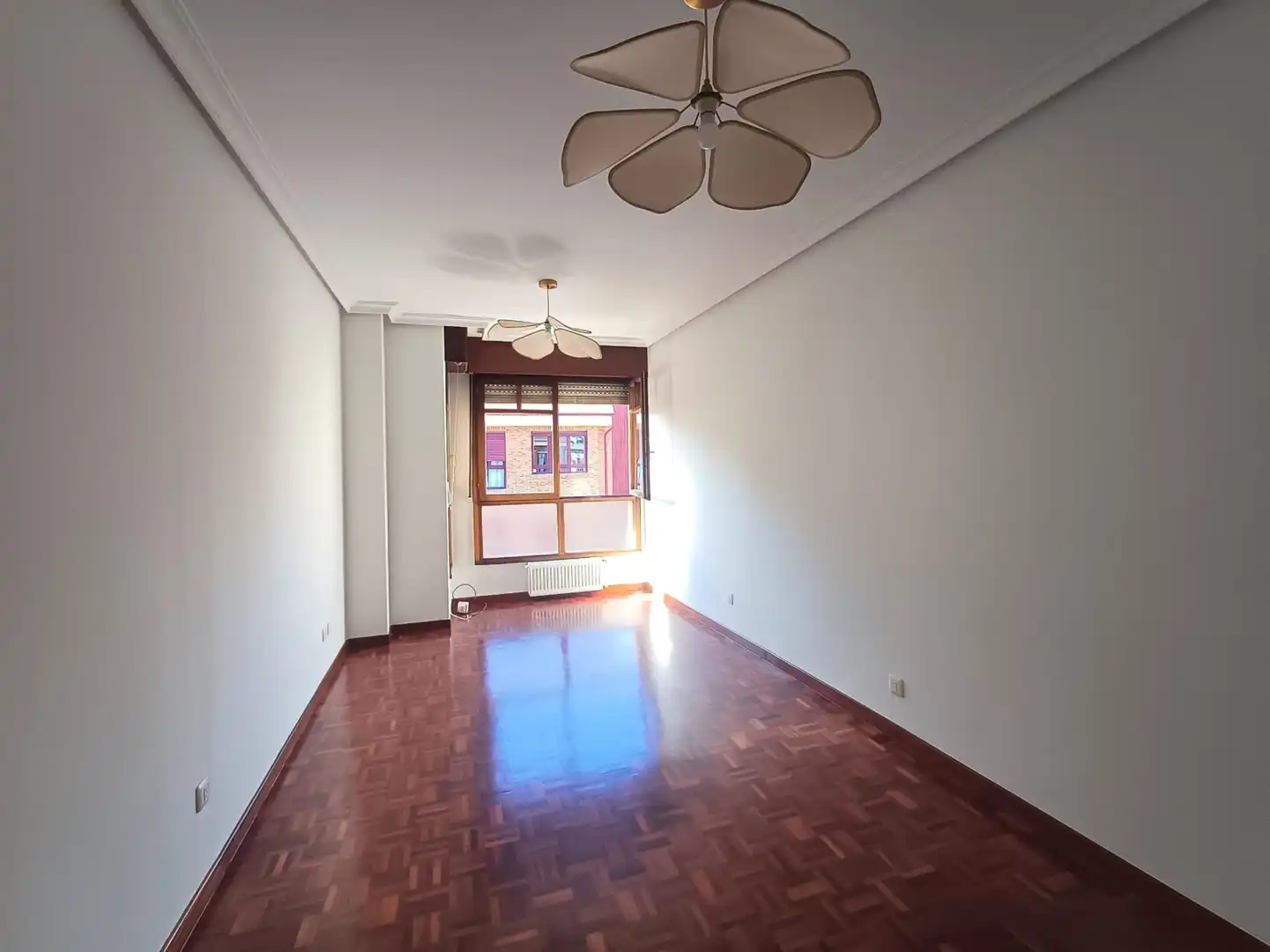 Appartamento 100 m² a Oviedo