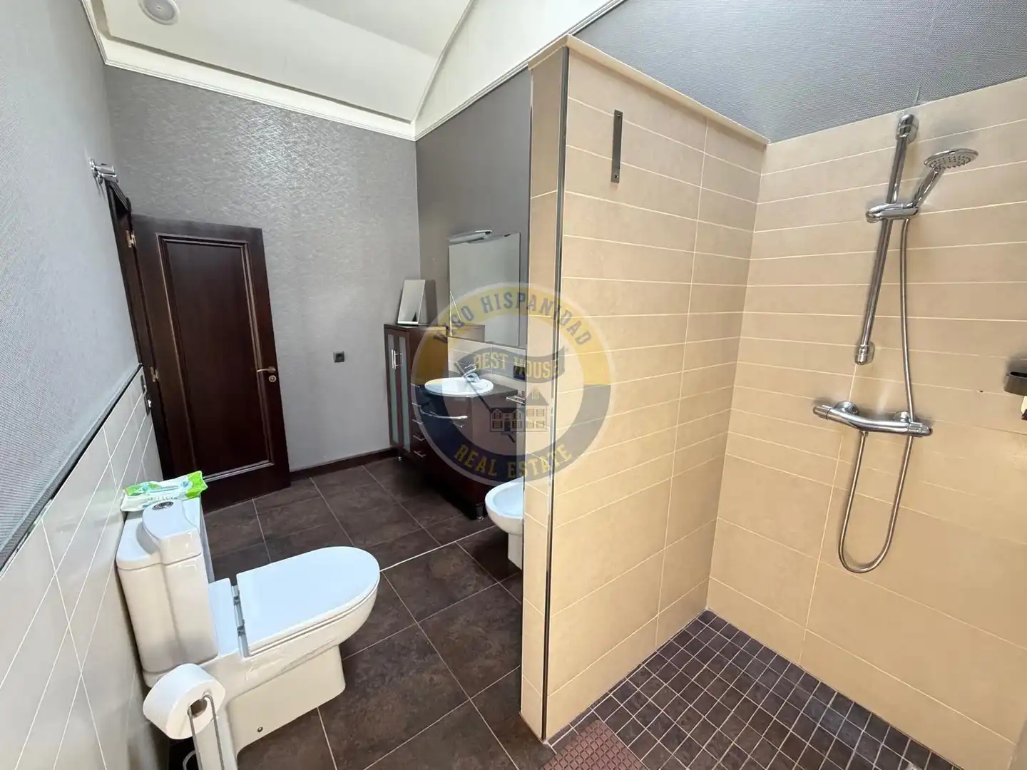 Piso de 250 m² en Vigo