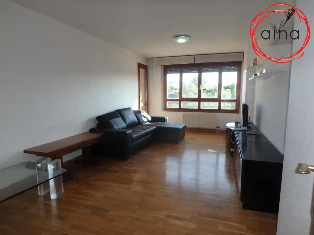 Piso de 118 m² en Pamplona