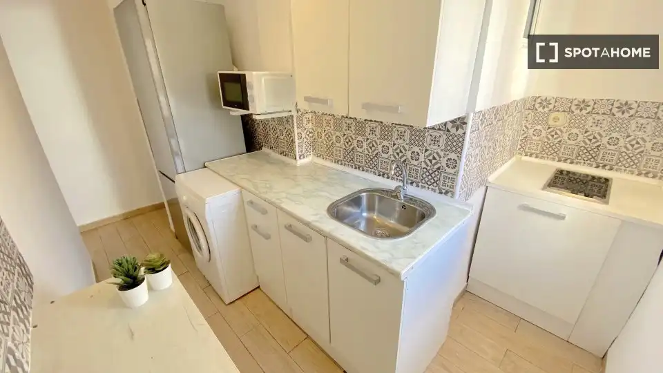 Habitación 76 m², Sevilla
