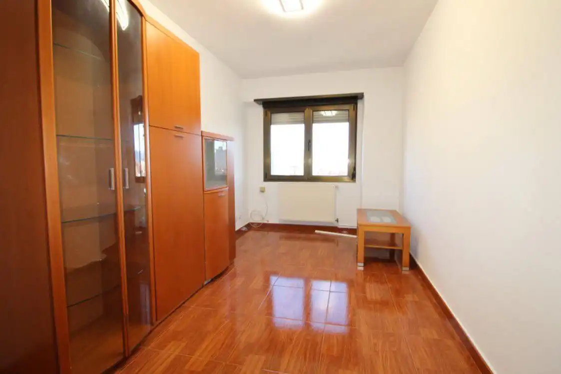 Piso de 80 m² en Gijón