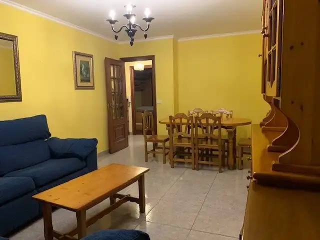 Piso de 86 m² en Narón