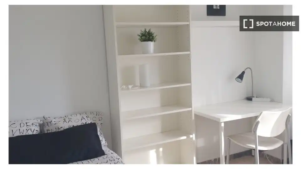 Habitación 160 m², Zaragoza