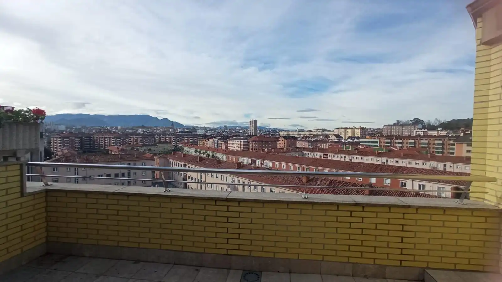 Piso de 93 m² en Oviedo