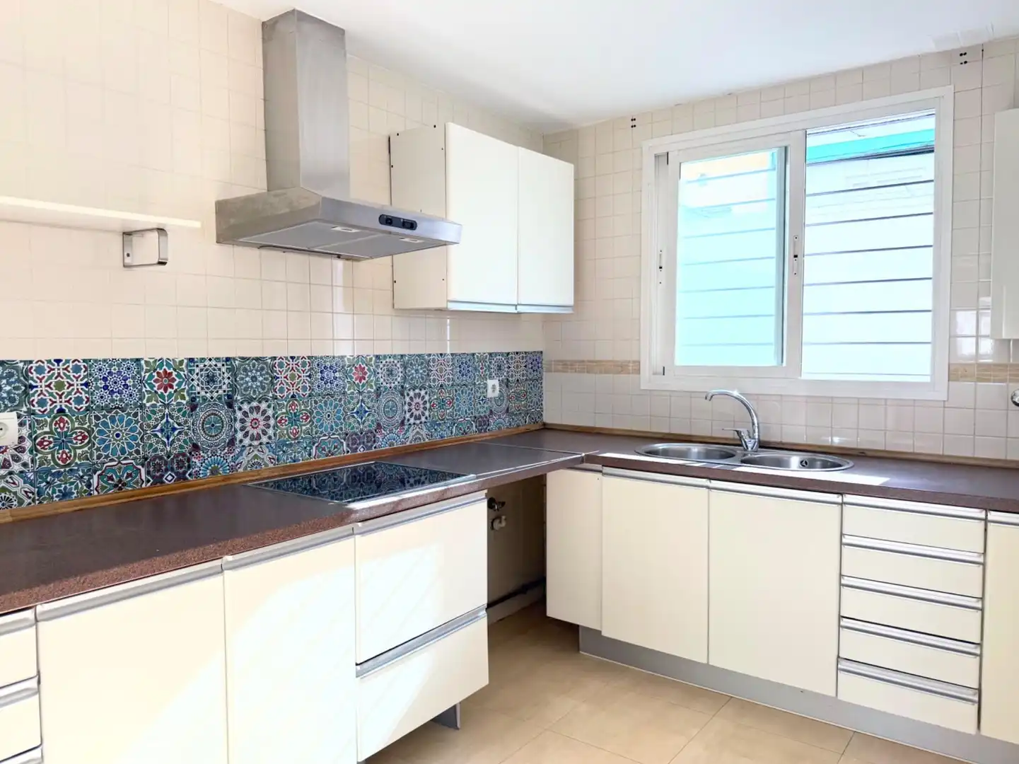 Casa de 122 m² en Palomares del Río