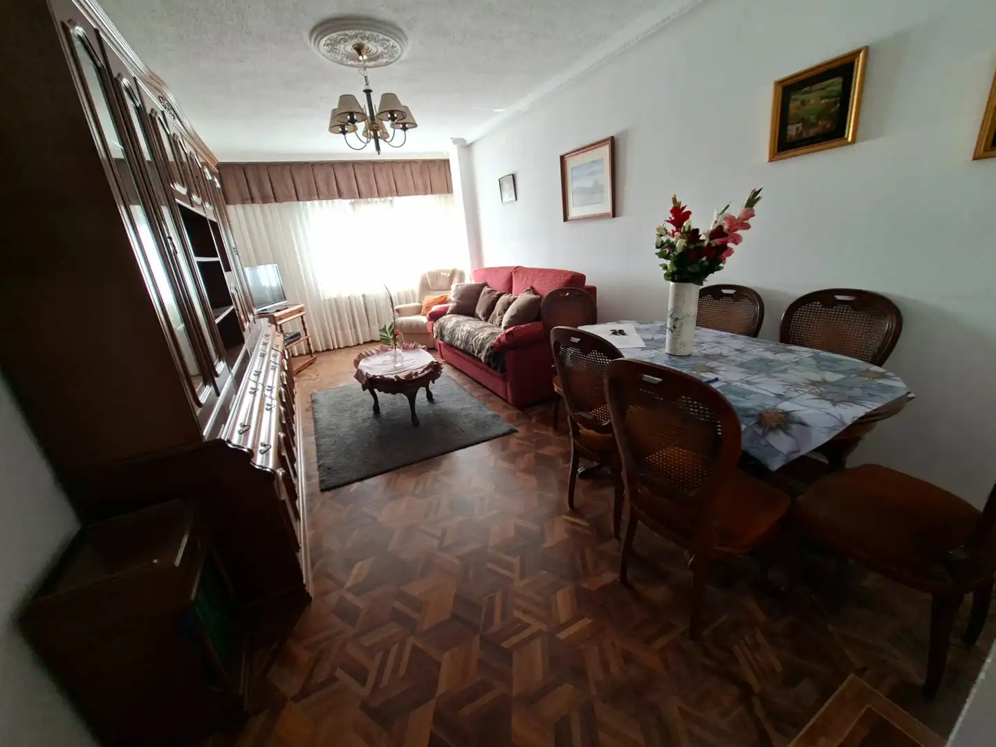 Piso de 80 m² en Avilés