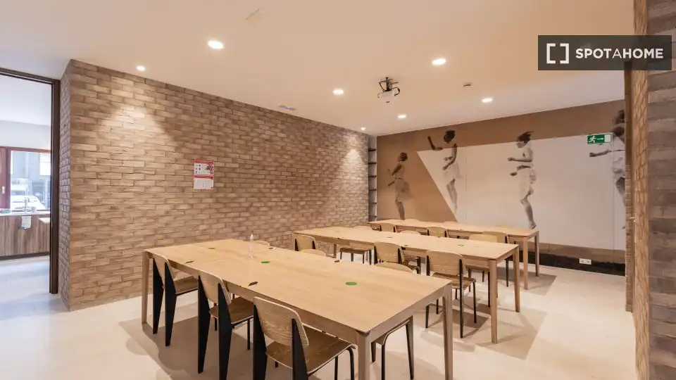 Habitación 18 m², Pamplona