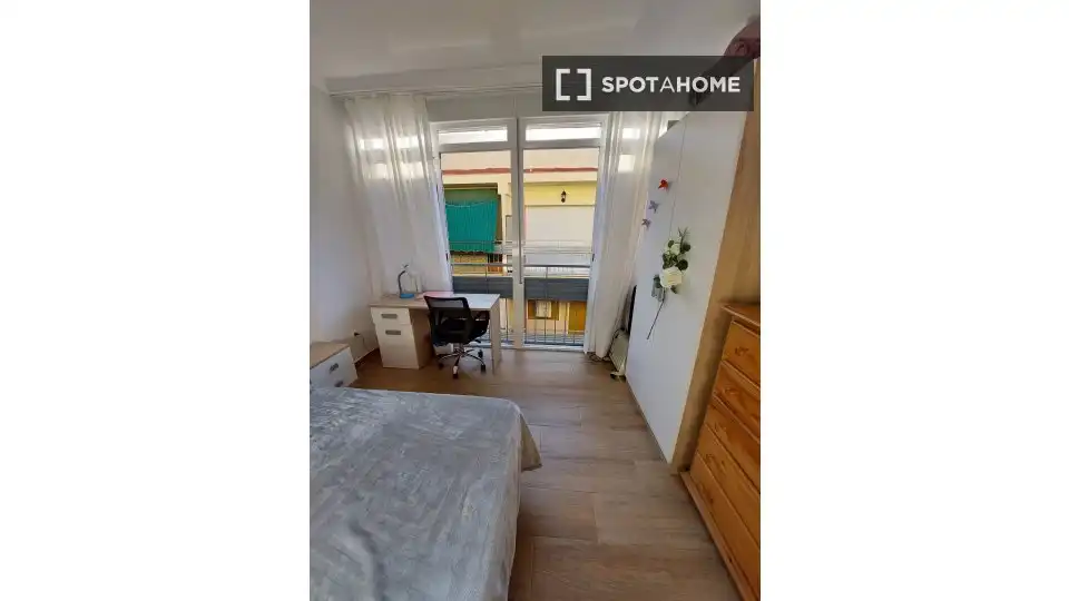 Habitación 86 m², Córdoba