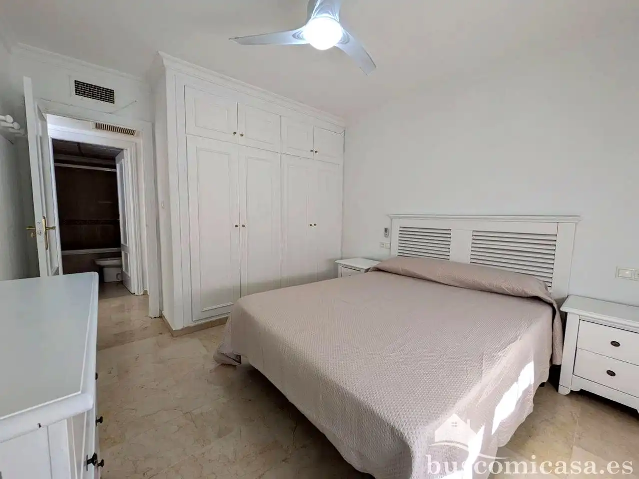 Piso de 70 m² en Linares