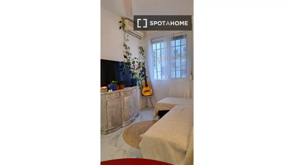 Habitación 79 m², Sevilla