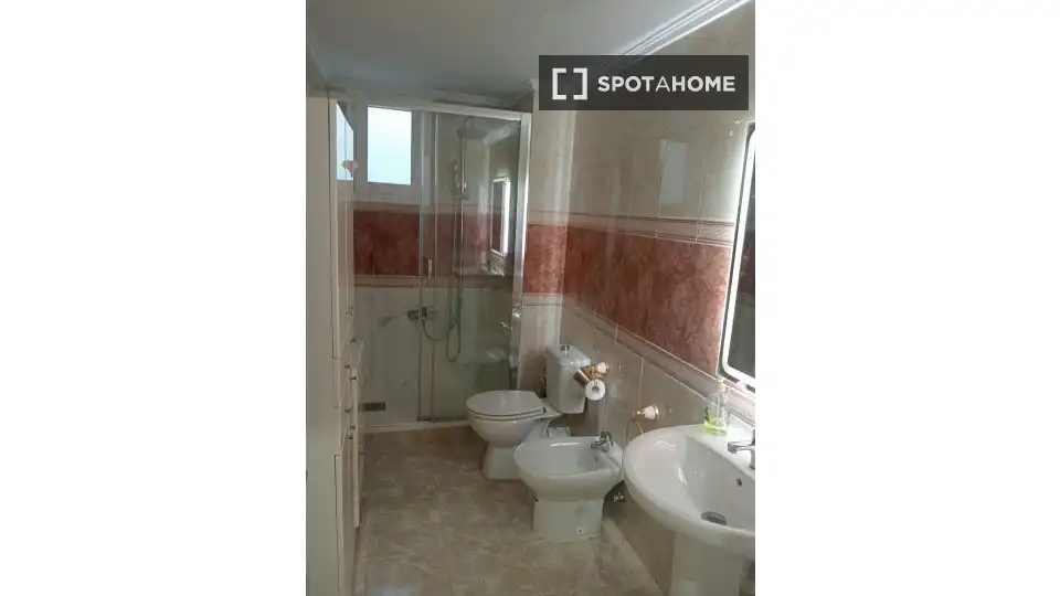 Habitación 105 m², Valencia
