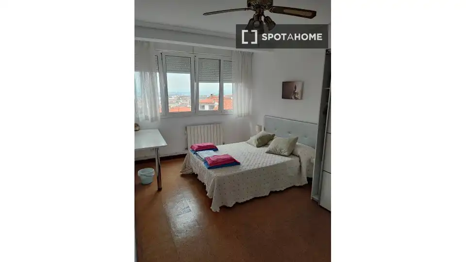 Habitación 104 m², Santander