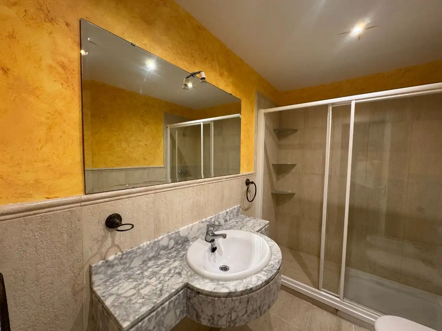 Piso de 80 m² en Roquetas de Mar