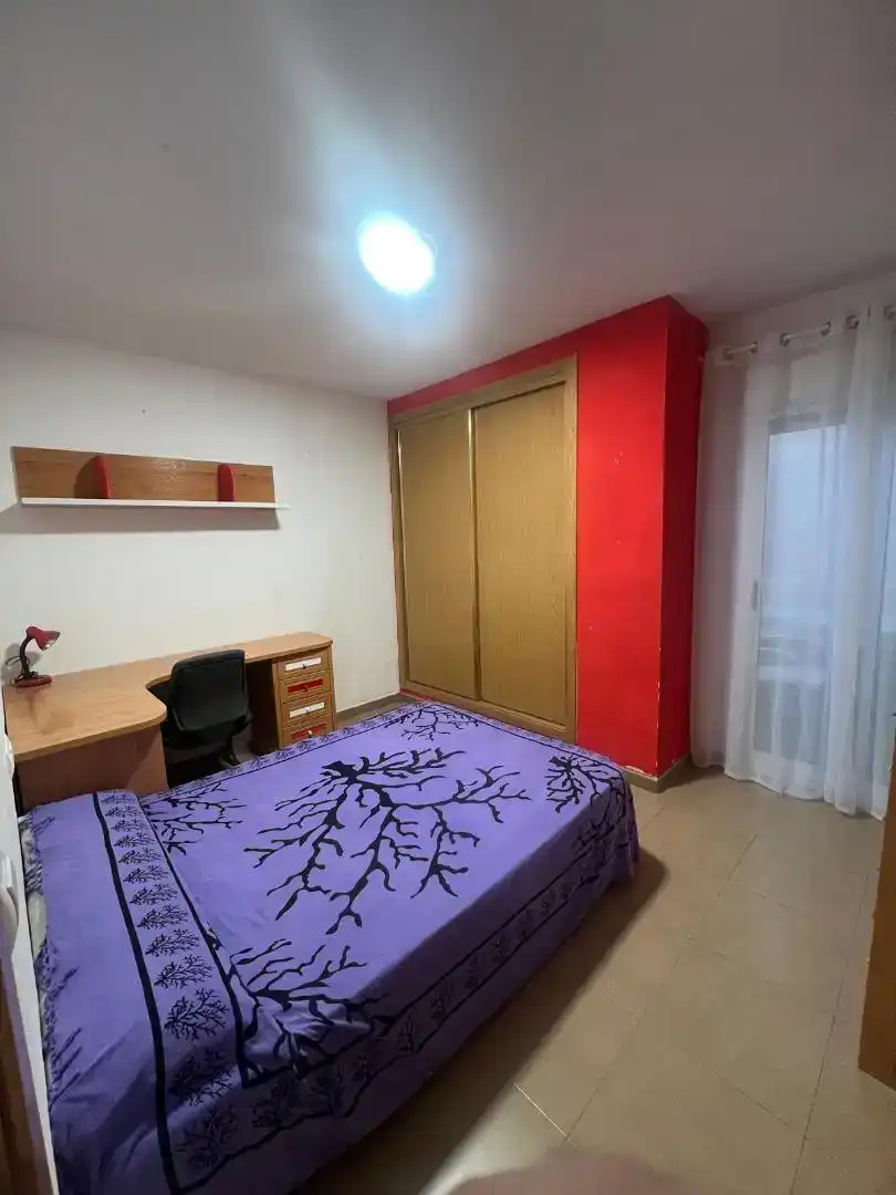Habitación 150 m², San Juan de Alicante