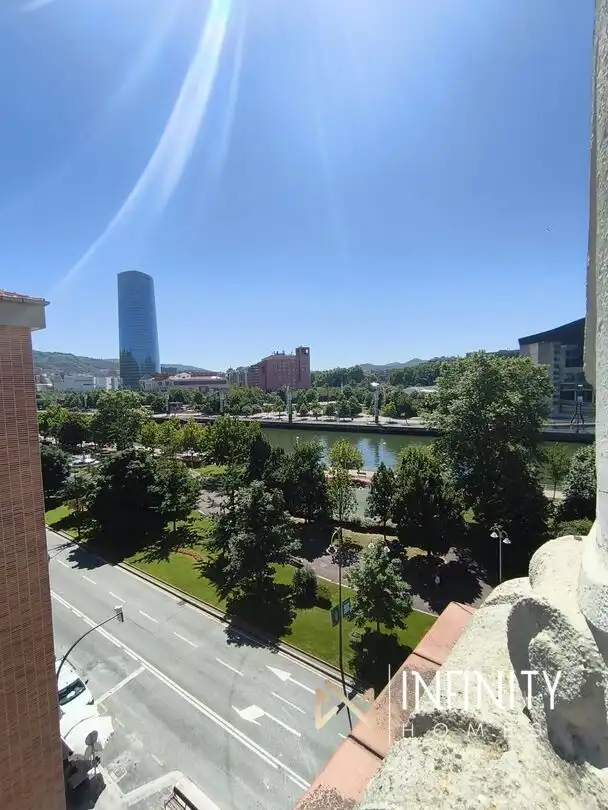 Piso de 95 m² en Bilbao
