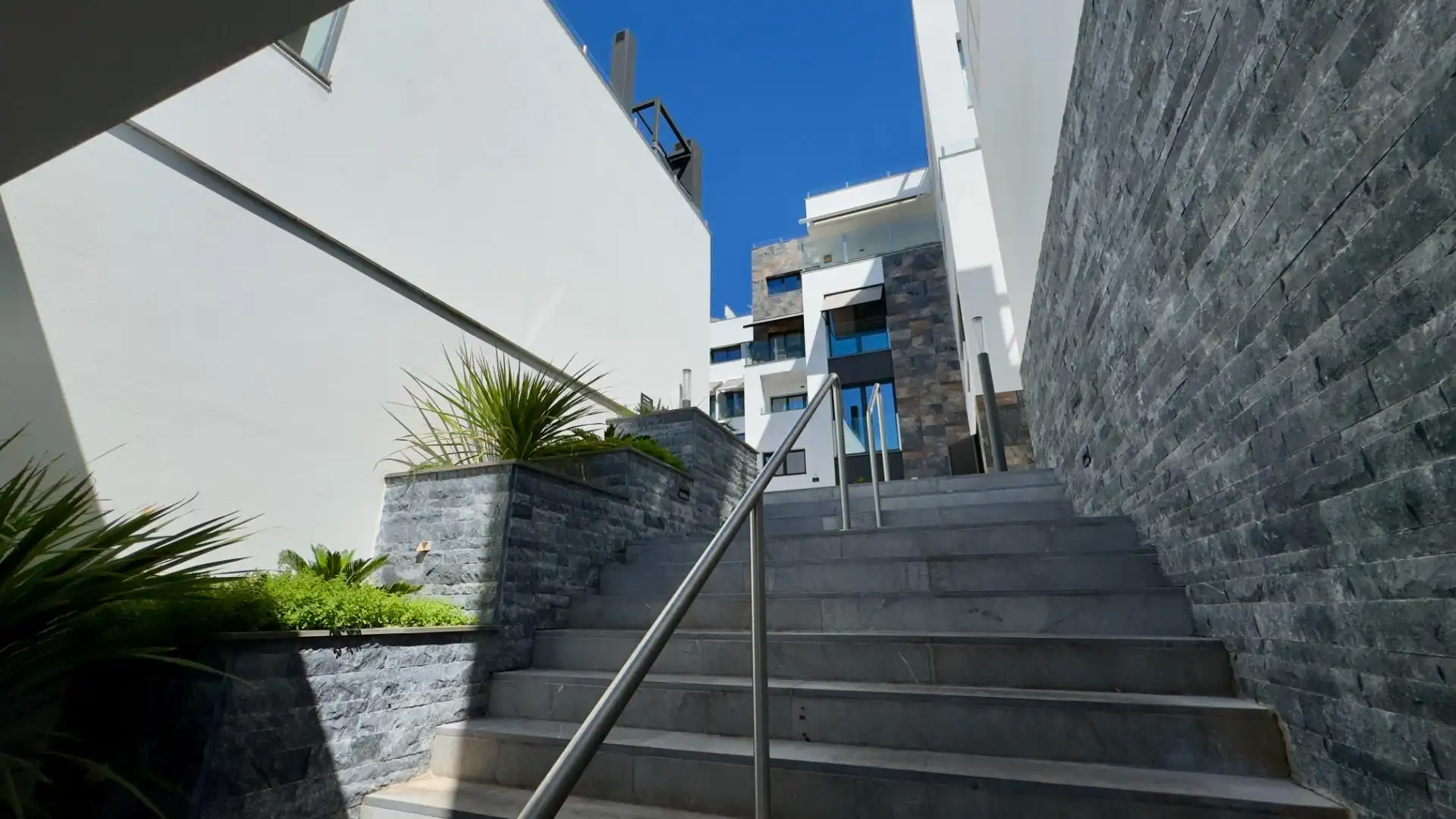 Piso de 99 m² en Granada