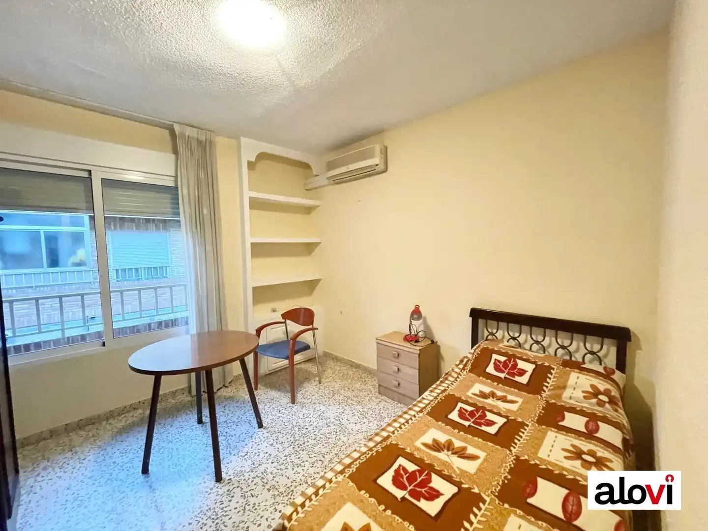 Habitación 90 m², Granada