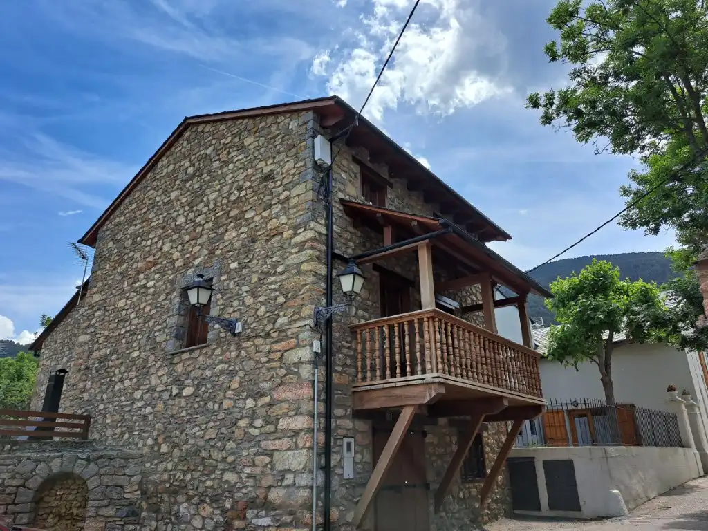 Casa de 240 m² en Das