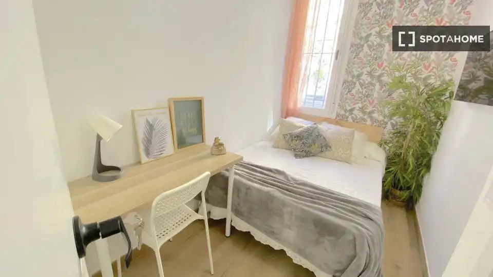 Habitación 230 m², Sevilla