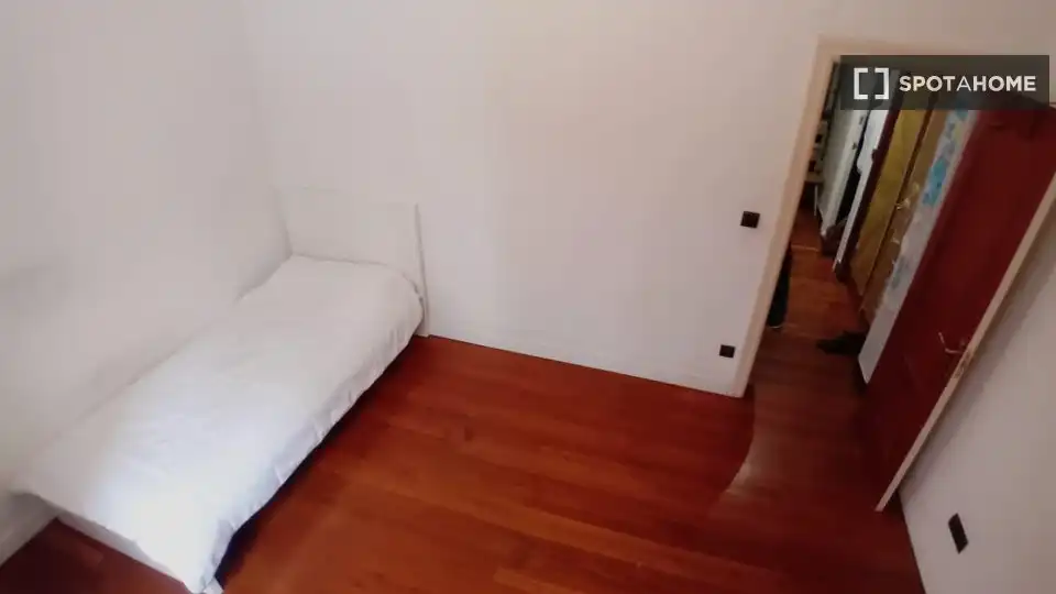 Habitación 69 m², Bilbao
