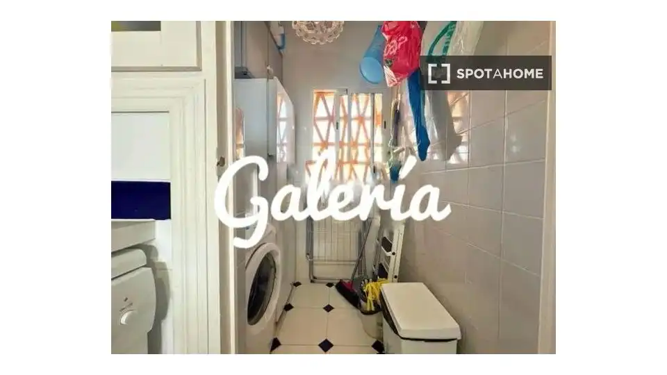 Habitación 105 m², Santa Pola