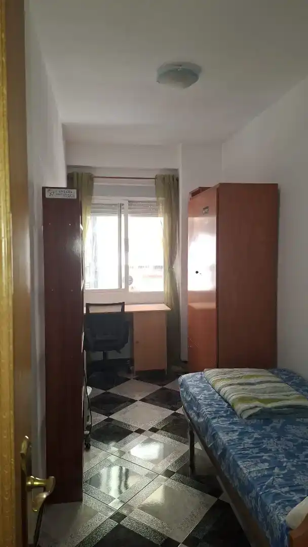 Piso de 86 m² en Granada