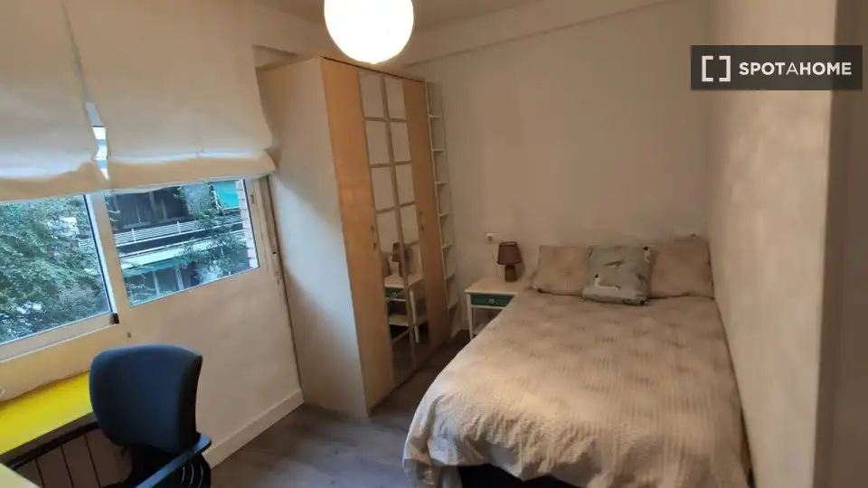 Habitación 109 m², Granada