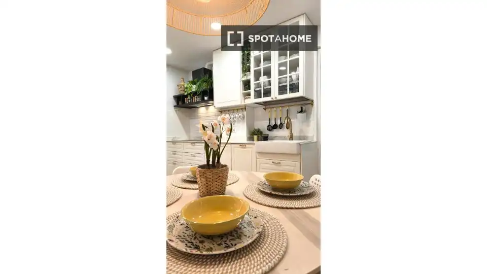 Habitación 143 m², Pamplona